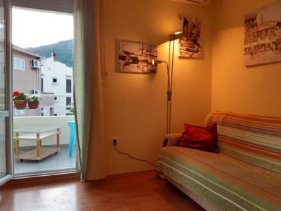 One-Bedroom Mediterranean Flat Near The Sea Petrovac Exterior photo
